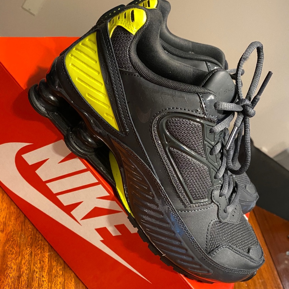 Nike Shox Enigma